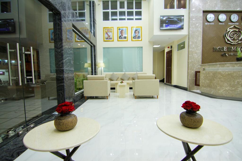 Rose Emerald Hotel Phnom Penh Exterior photo